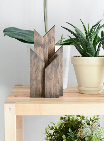 Stylish Wood Craft Ideas That Anyone Can Pull Off
