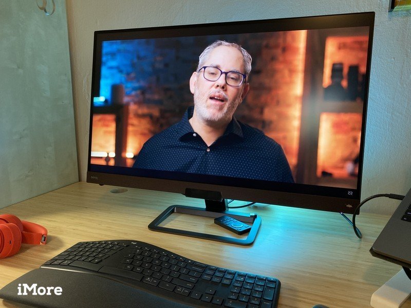 Review: BenQ’s 32-inch 4K monitor makes movies on MacBook look great
